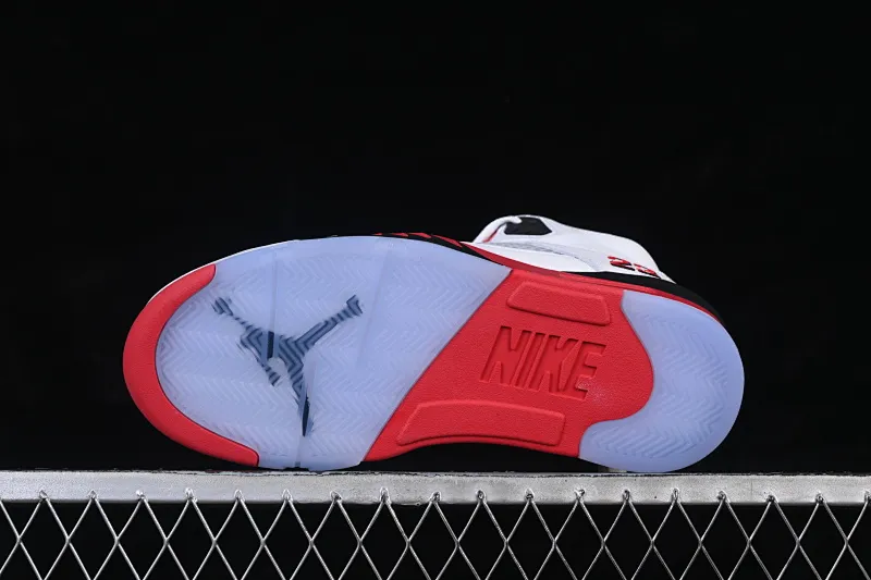 All categories Air Jordan Jordan series basketball shoes Air Jordan 5 TG version Air Jordan 5 Retro "Fire Red Black Tongue" AJ5 Joe 5 Rukawa Maple Flame Red first layer basketball shoes HQ7978-101